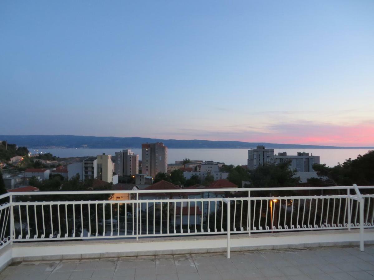 Apartmani Raos Dugi Rat Dış mekan fotoğraf